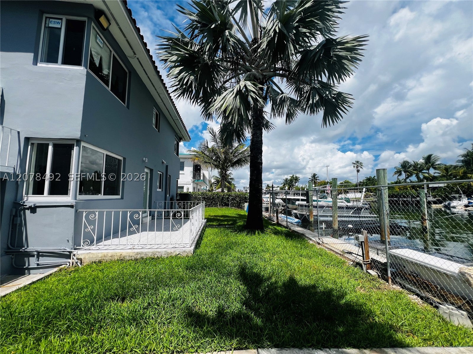 2045 Calais Dr 6