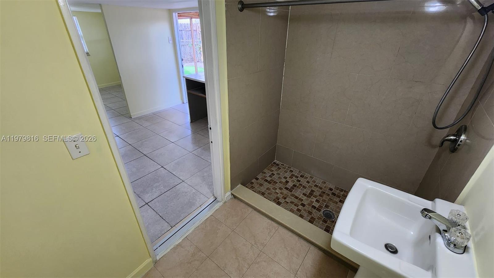 EMBASSY ESTATES - Residential