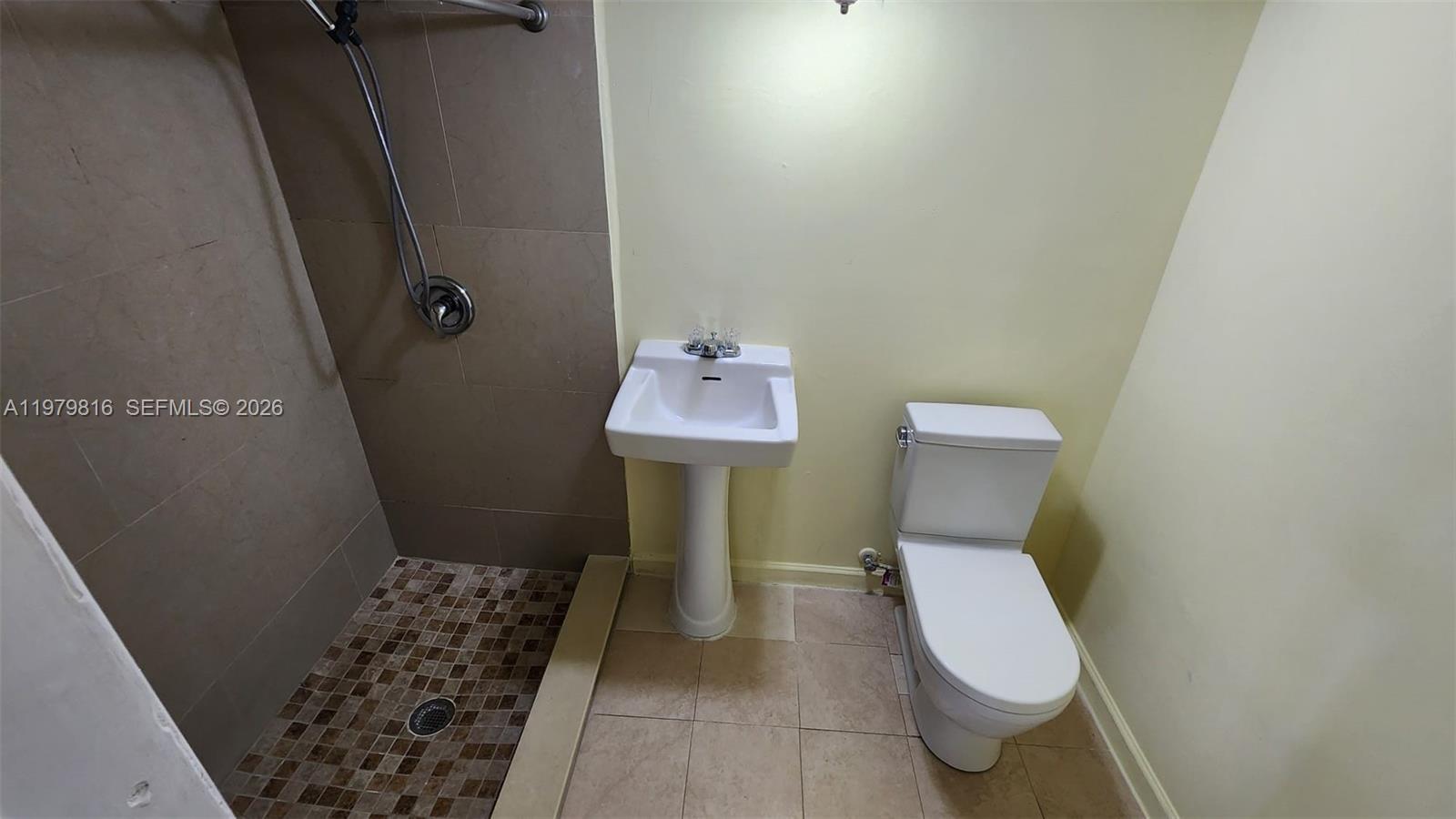 EMBASSY ESTATES - Residential