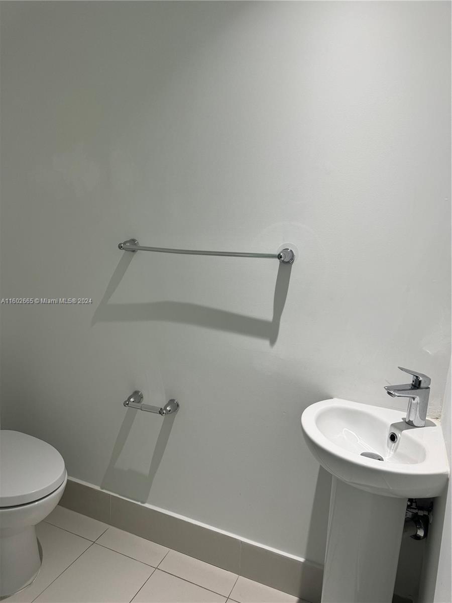 PARAISO BAYVIEWS CONDO - Residential