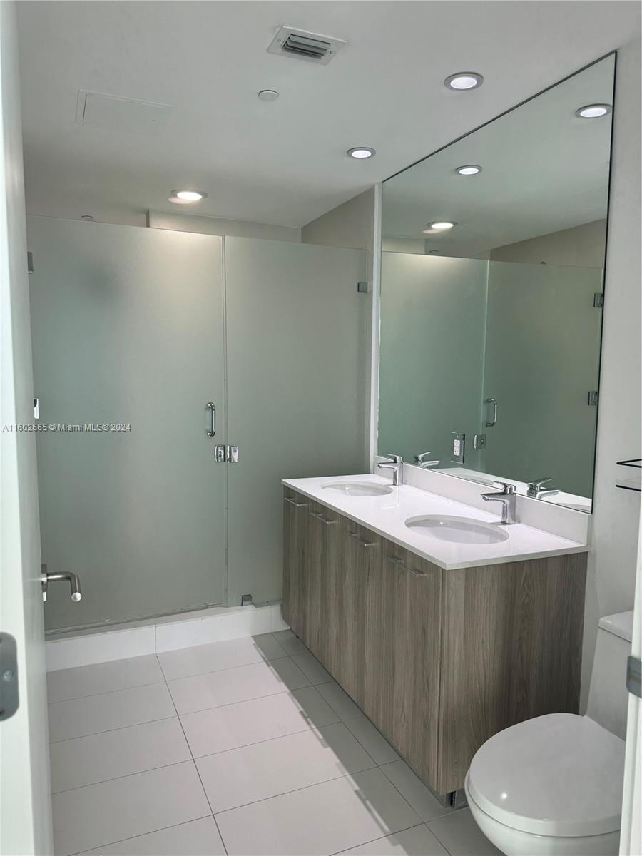PARAISO BAYVIEWS CONDO - Residential