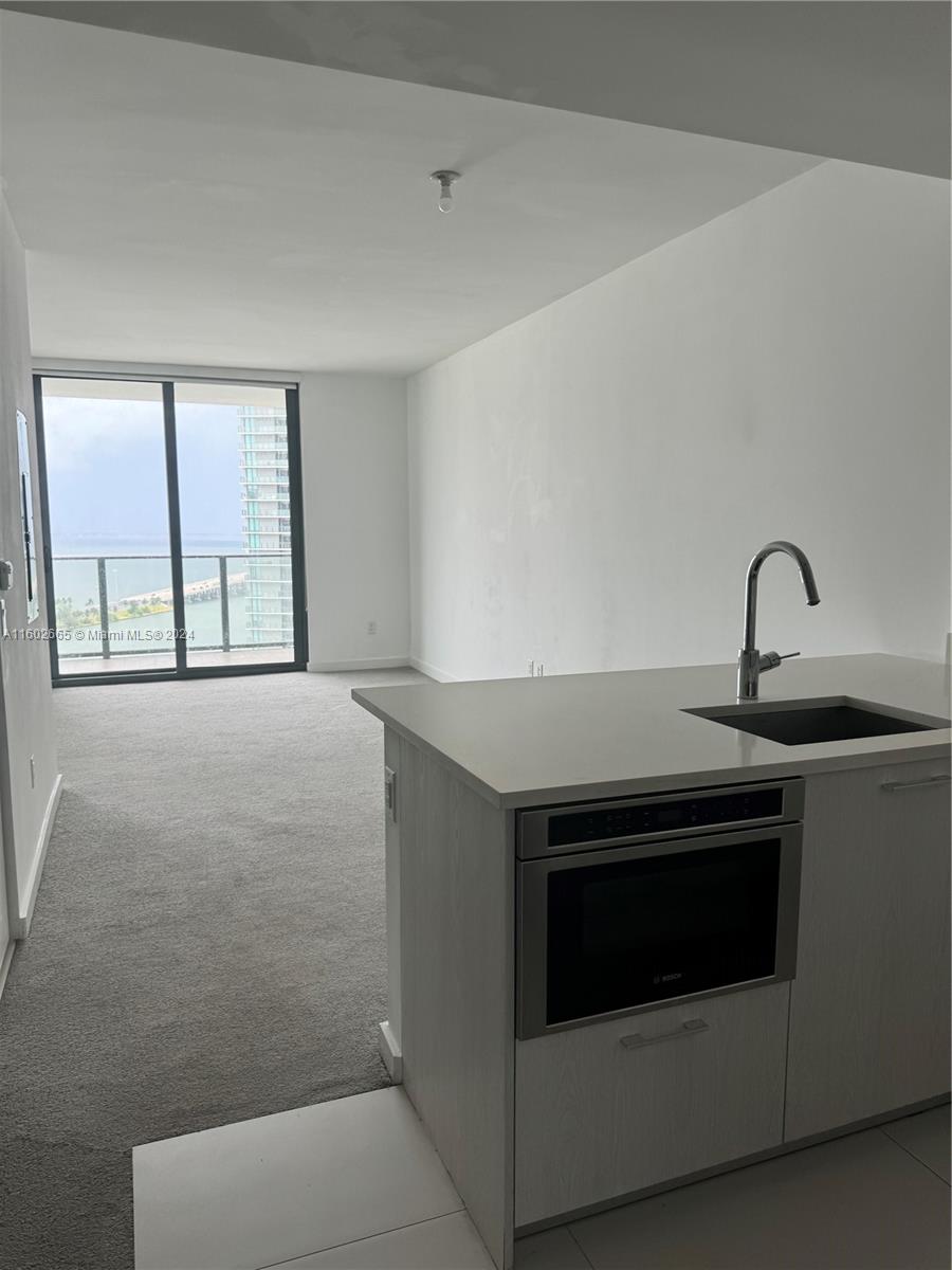 PARAISO BAYVIEWS CONDO - Residential