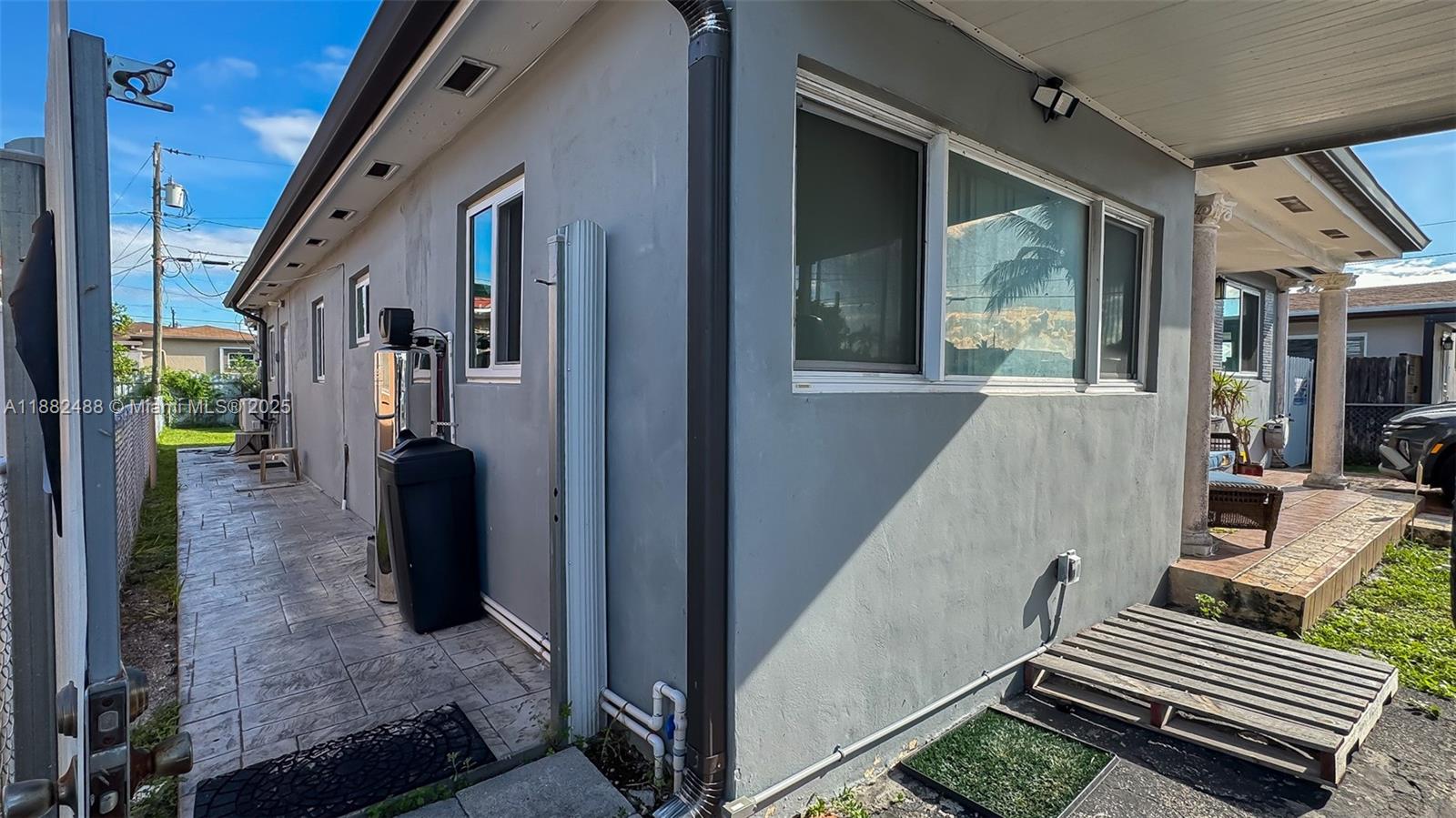 HIALEAH PARK - Residential