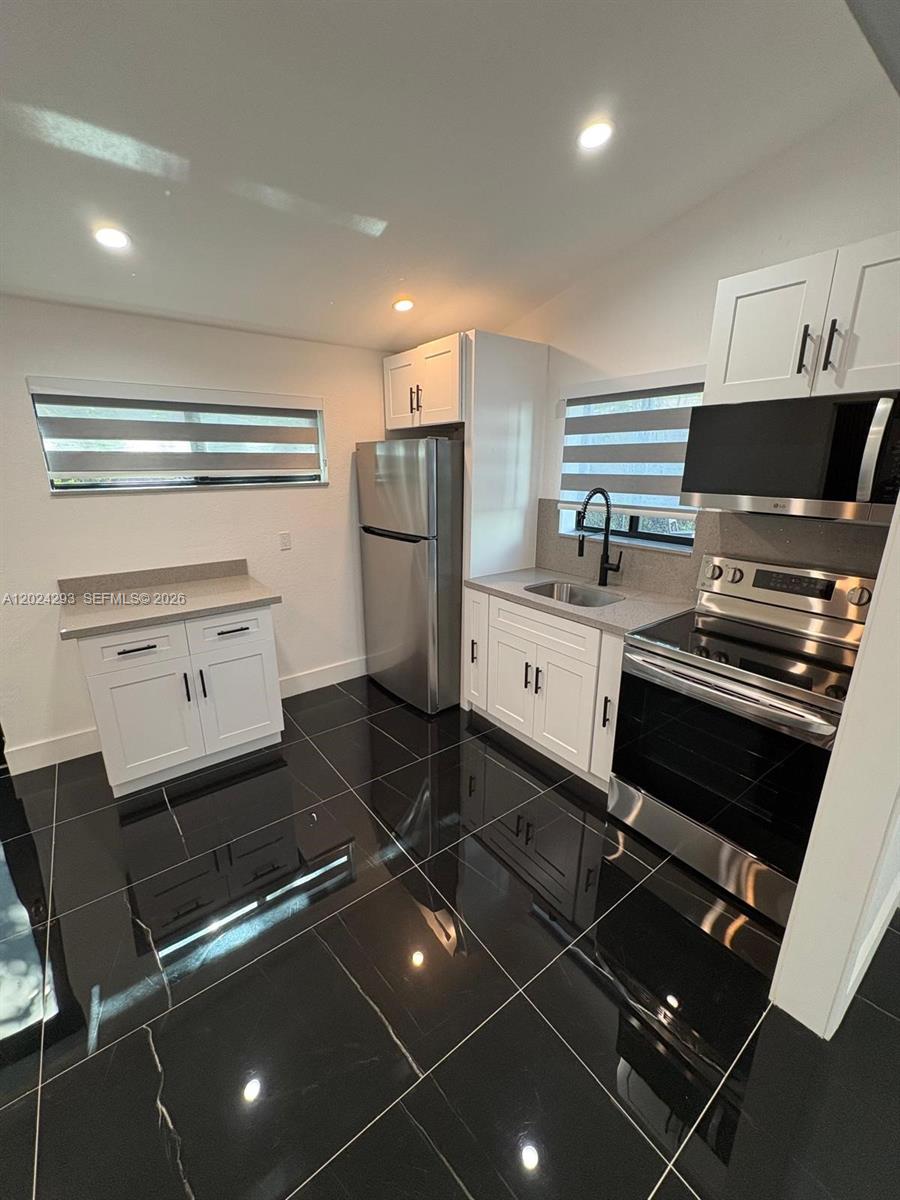 RAILWAY SHOPS ADDN 2ND AM - Residential Lease