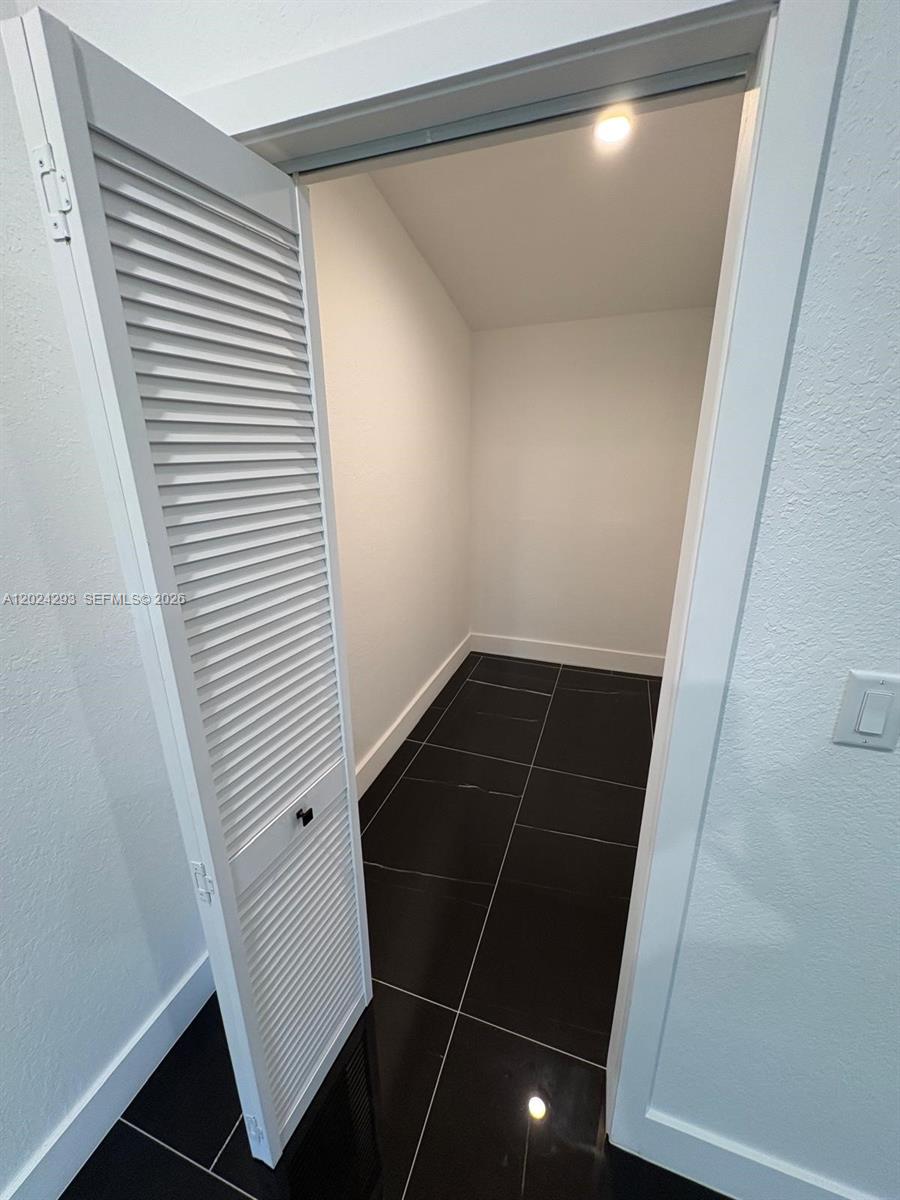 RAILWAY SHOPS ADDN 2ND AM - Residential Lease