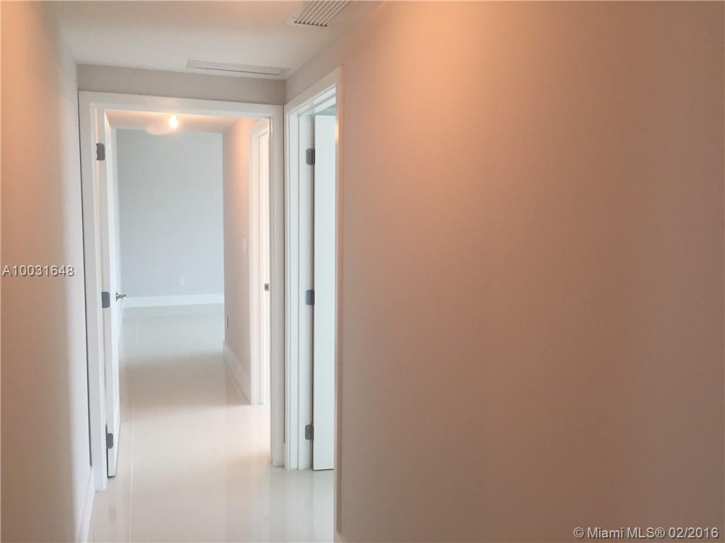 400 Sunny Isles Condo Wes - Residential Lease