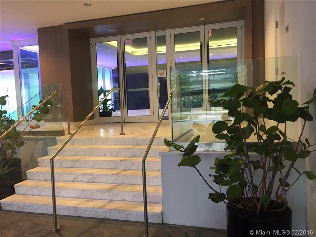 400 Sunny Isles Condo Wes - Residential Lease