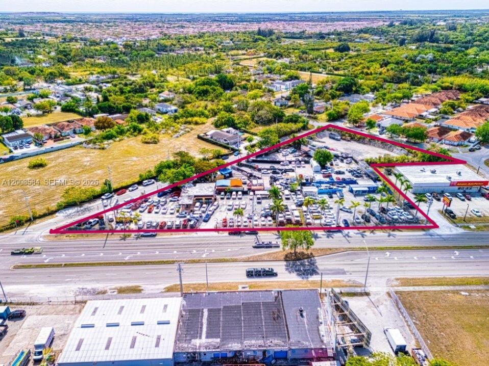 SILVER PALM PARK - Commercial Sale