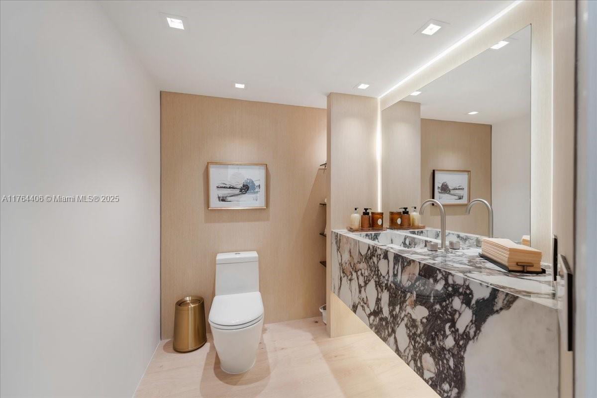 BRISTOL TOWER CONDO - Residential