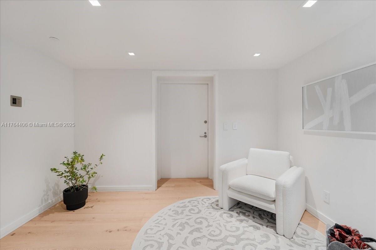 BRISTOL TOWER CONDO - Residential