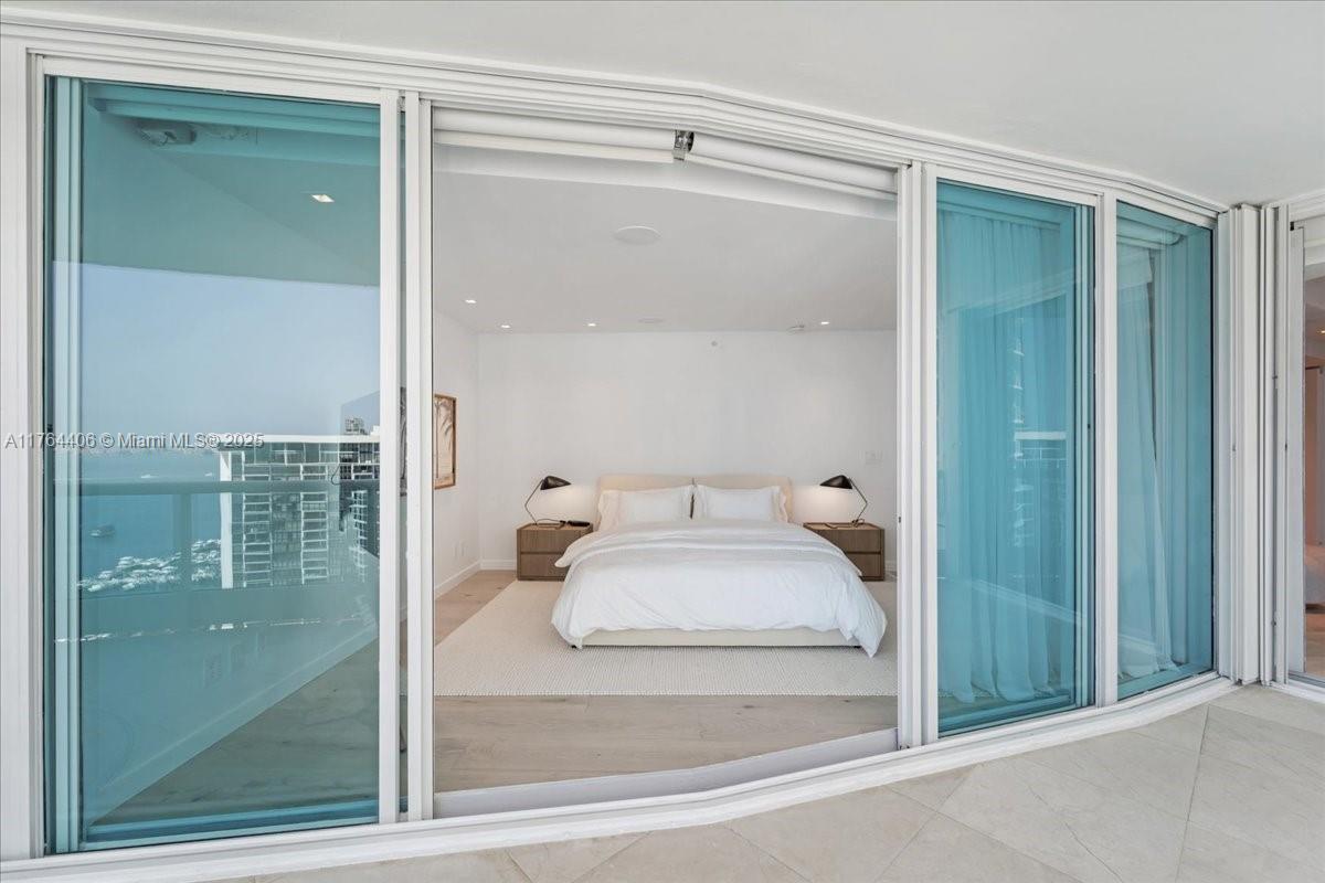 BRISTOL TOWER CONDO - Residential