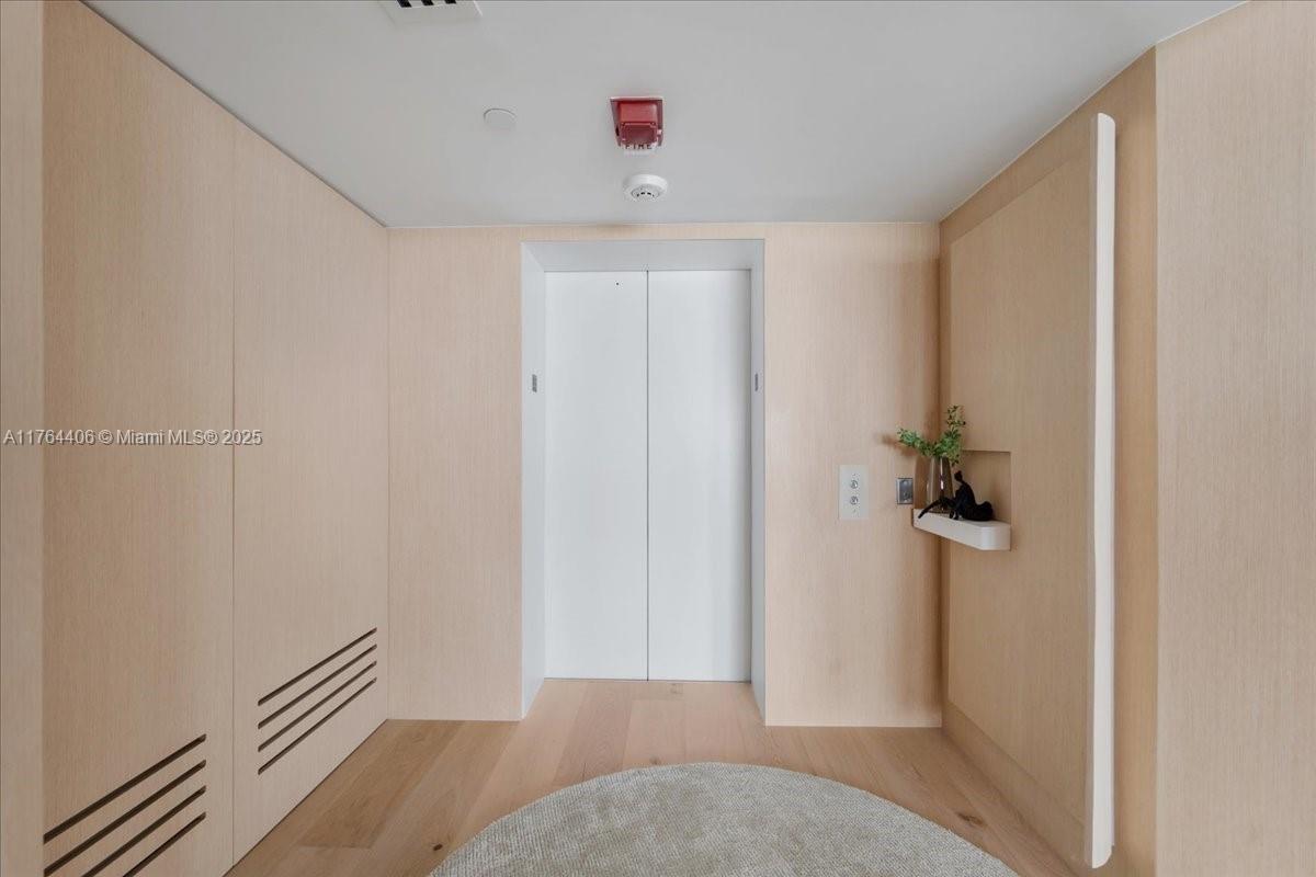 BRISTOL TOWER CONDO - Residential