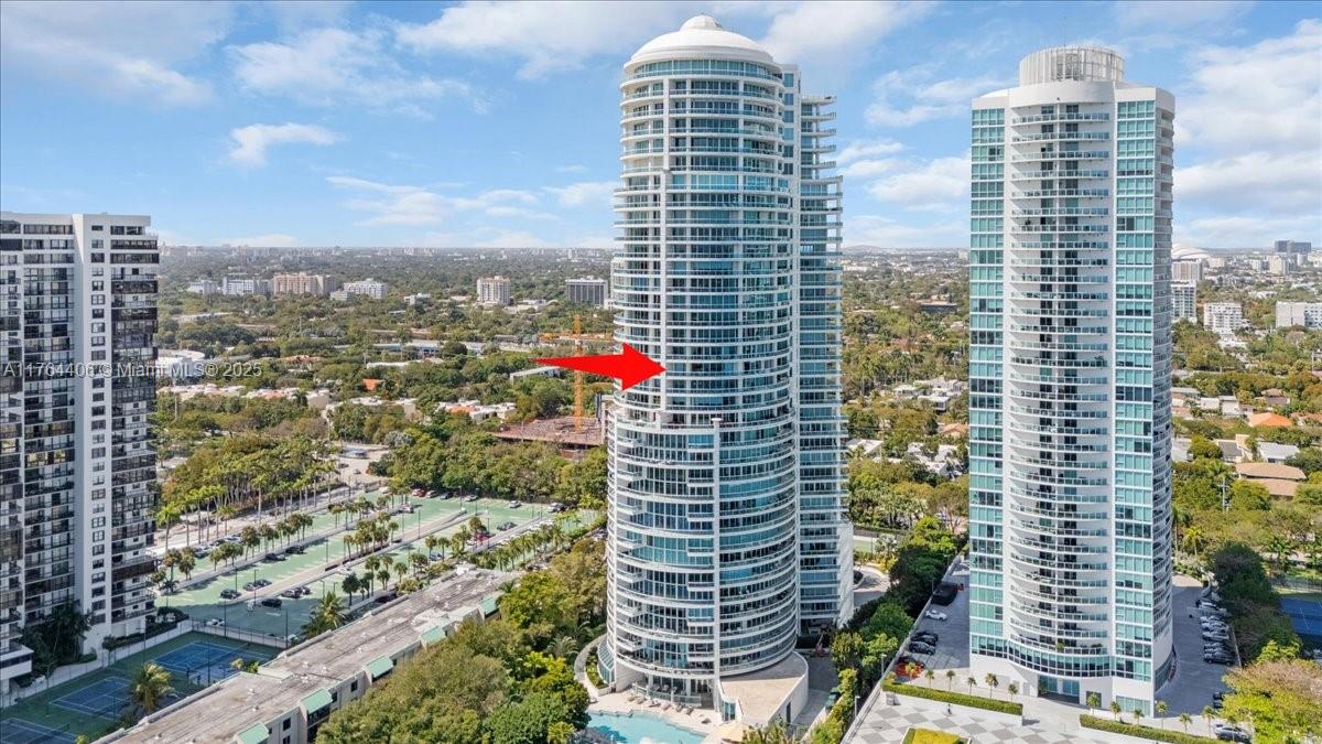 BRISTOL TOWER CONDO - Residential