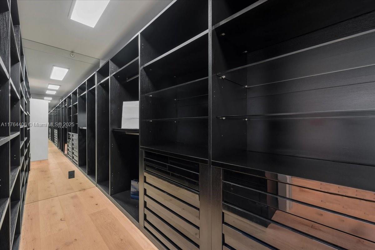 BRISTOL TOWER CONDO - Residential