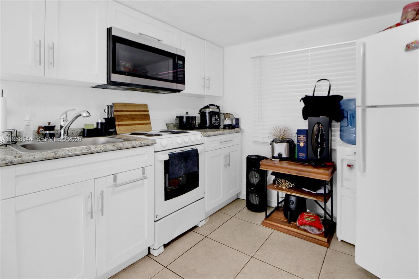 AMD PL OF TROPICS - Residential