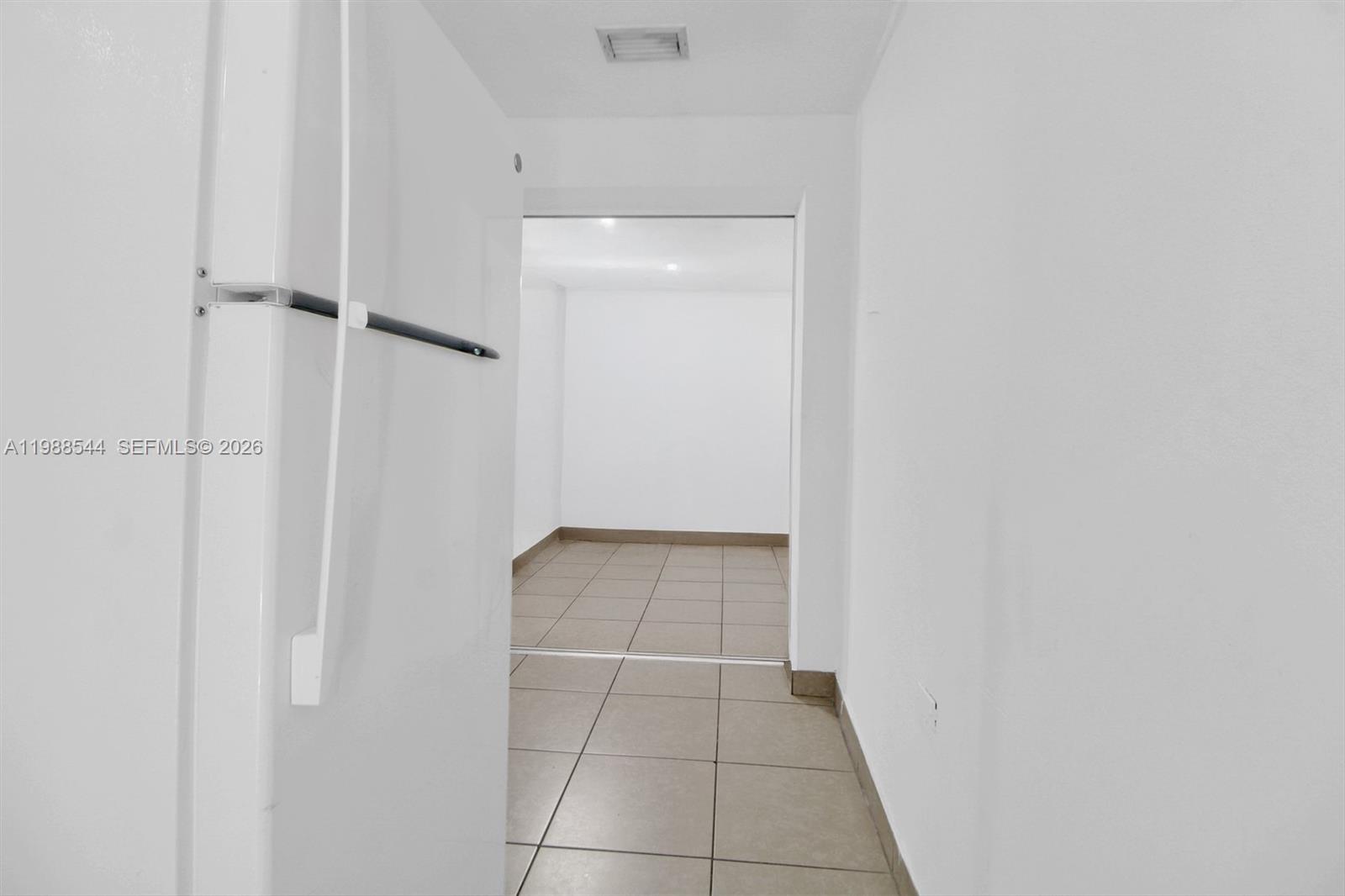 AMD PL OF TROPICS - Residential