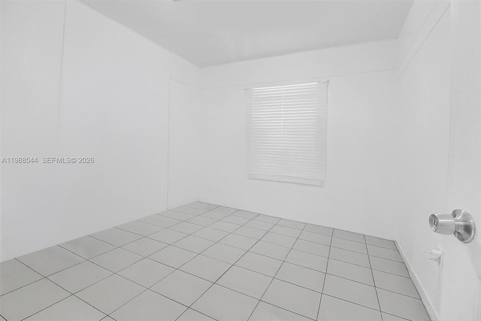 AMD PL OF TROPICS - Residential