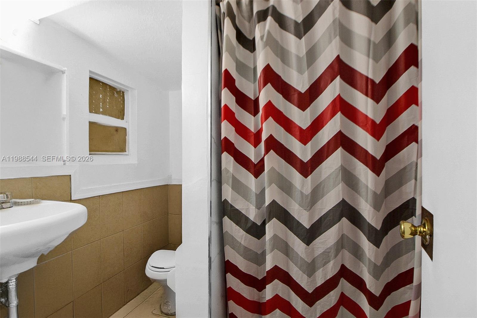 AMD PL OF TROPICS - Residential