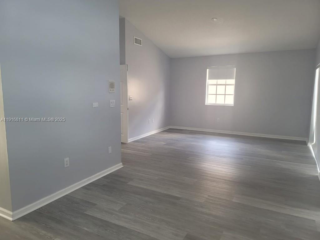 THE POINT - Residential