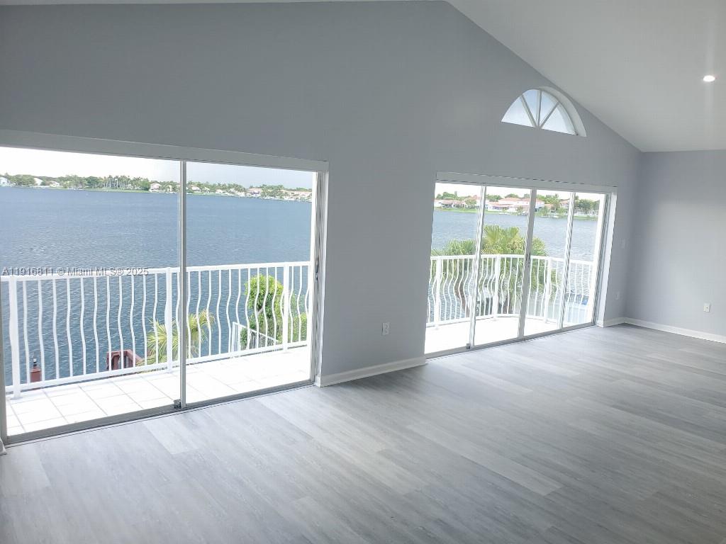 THE POINT - Residential