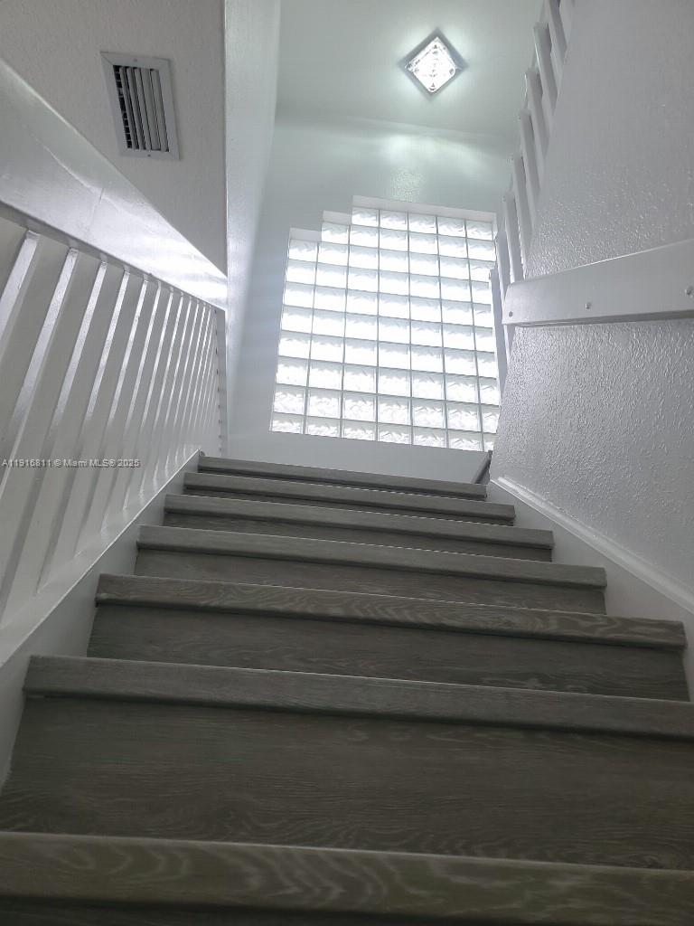 THE POINT - Residential