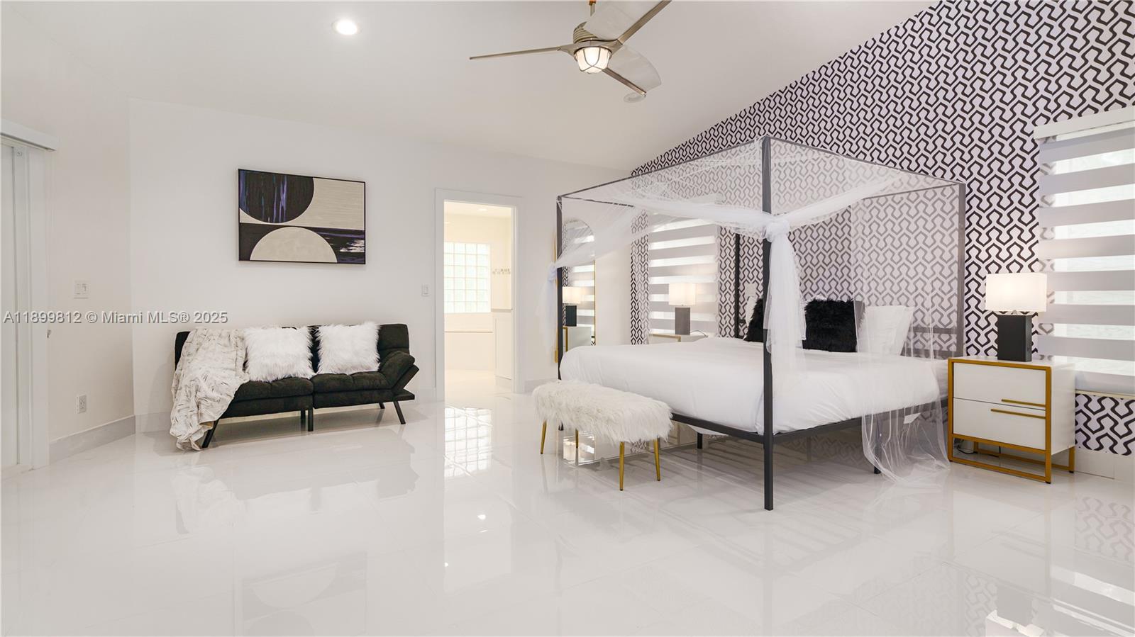 CHAMBERS LAND CO SUB NE1/ - Residential Lease