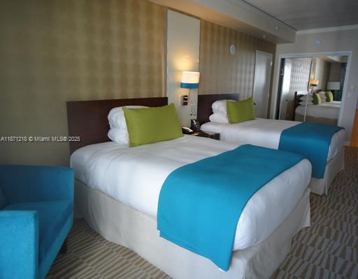 TRUMP INTERNATIONAL SONES - Residential