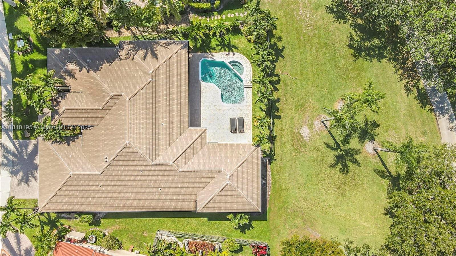 2539 Eagle Run Dr