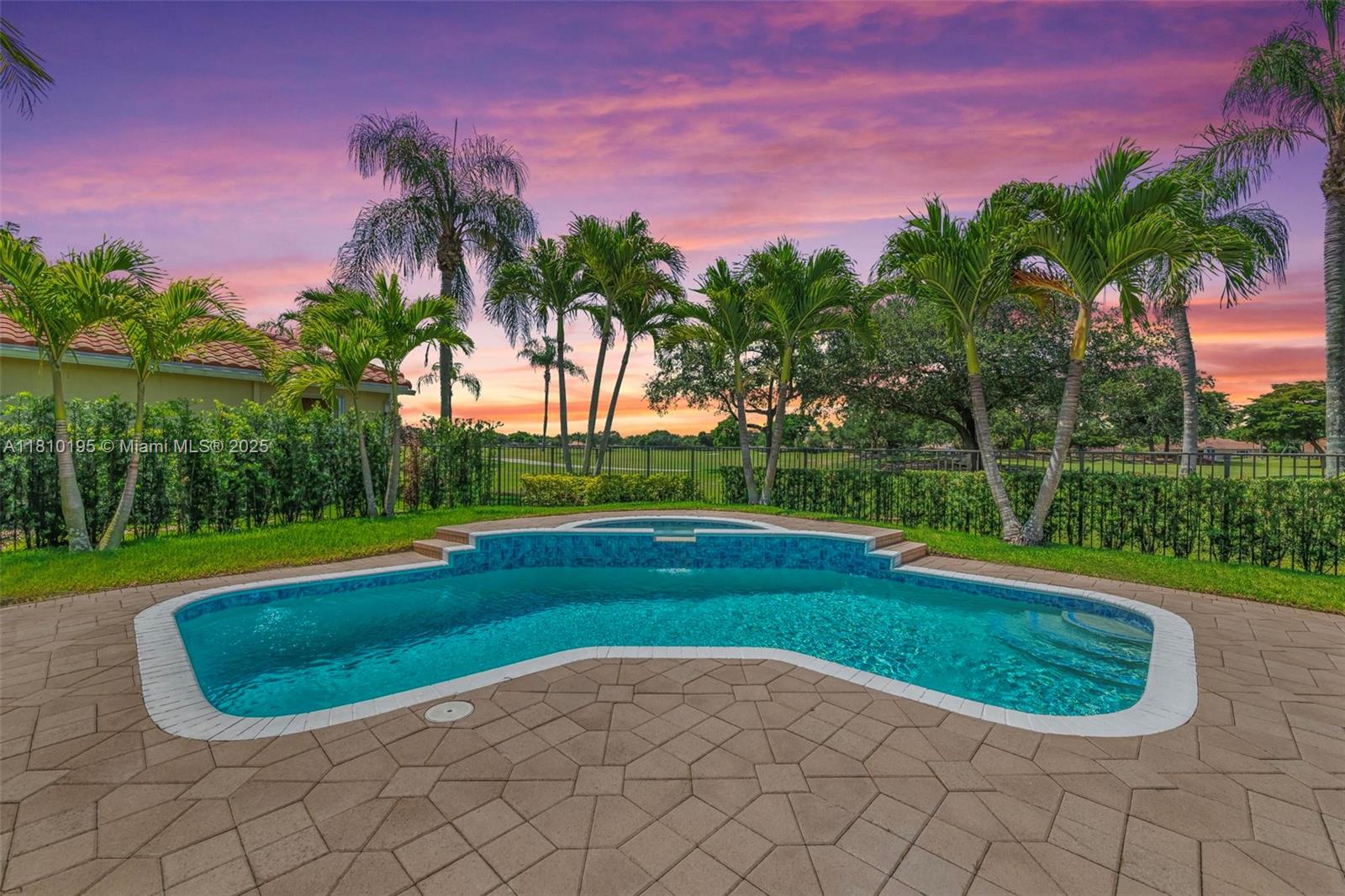 2539 Eagle Run Dr