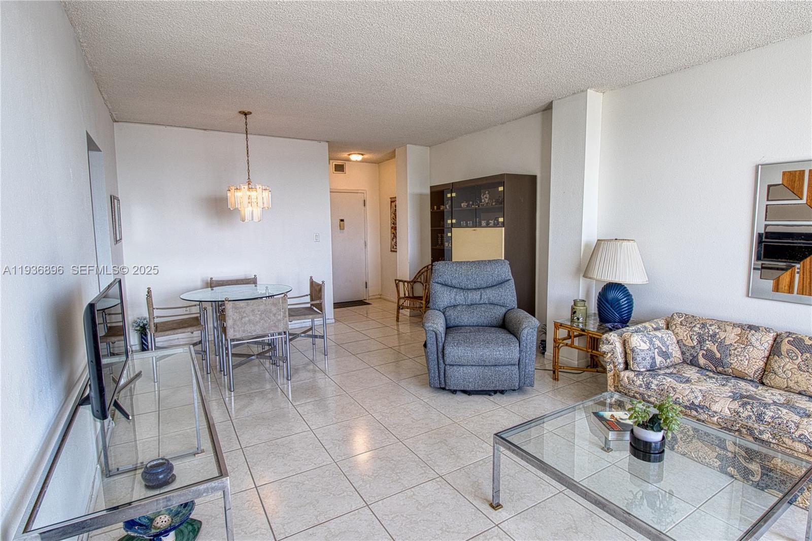 STANTON HOUSE CONDO - Residential