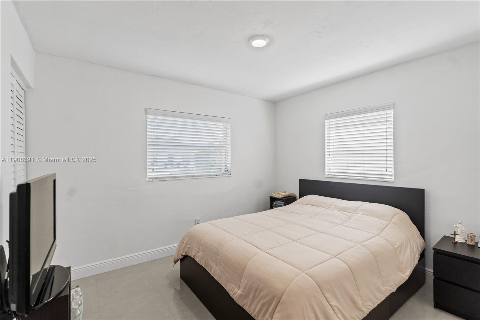 ROYALE GREEN SEC 2 - Residential