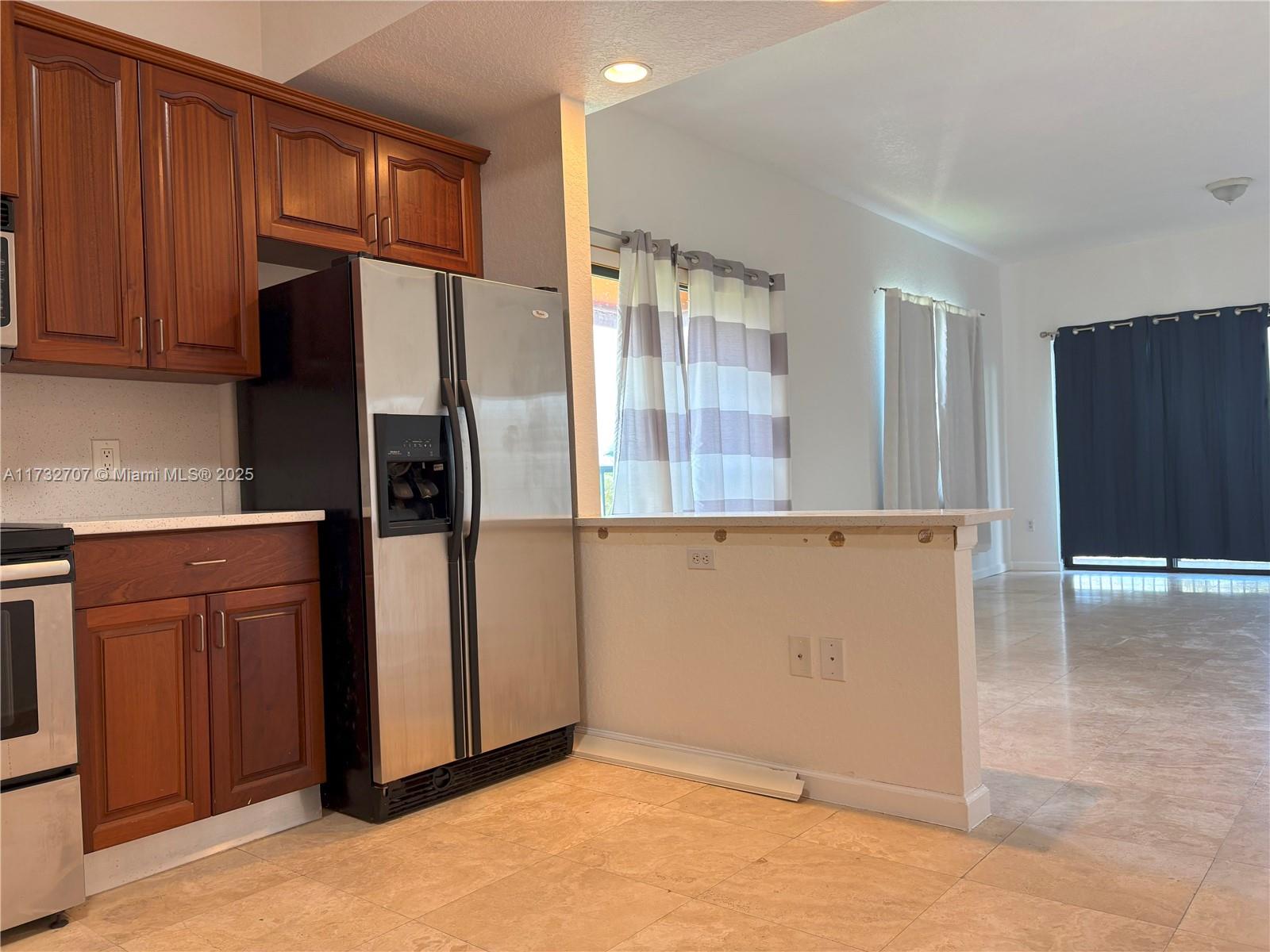 PARK PLACE CONDO - Residential Lease