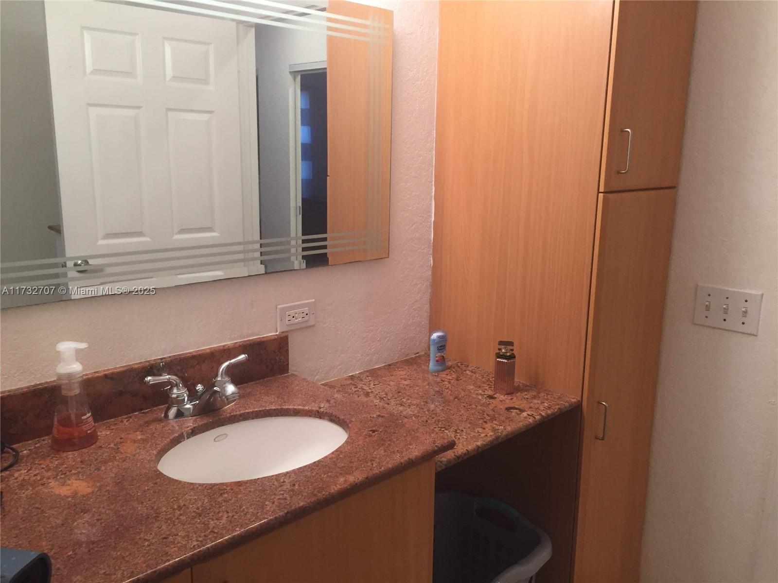 PARK PLACE CONDO - Residential Lease