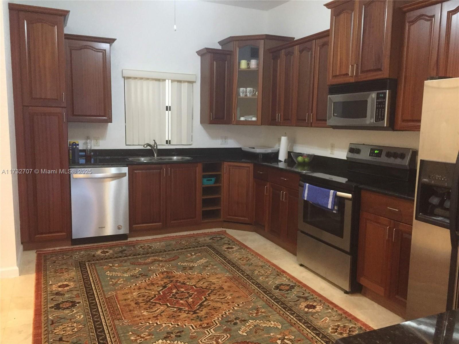 PARK PLACE CONDO - Residential Lease