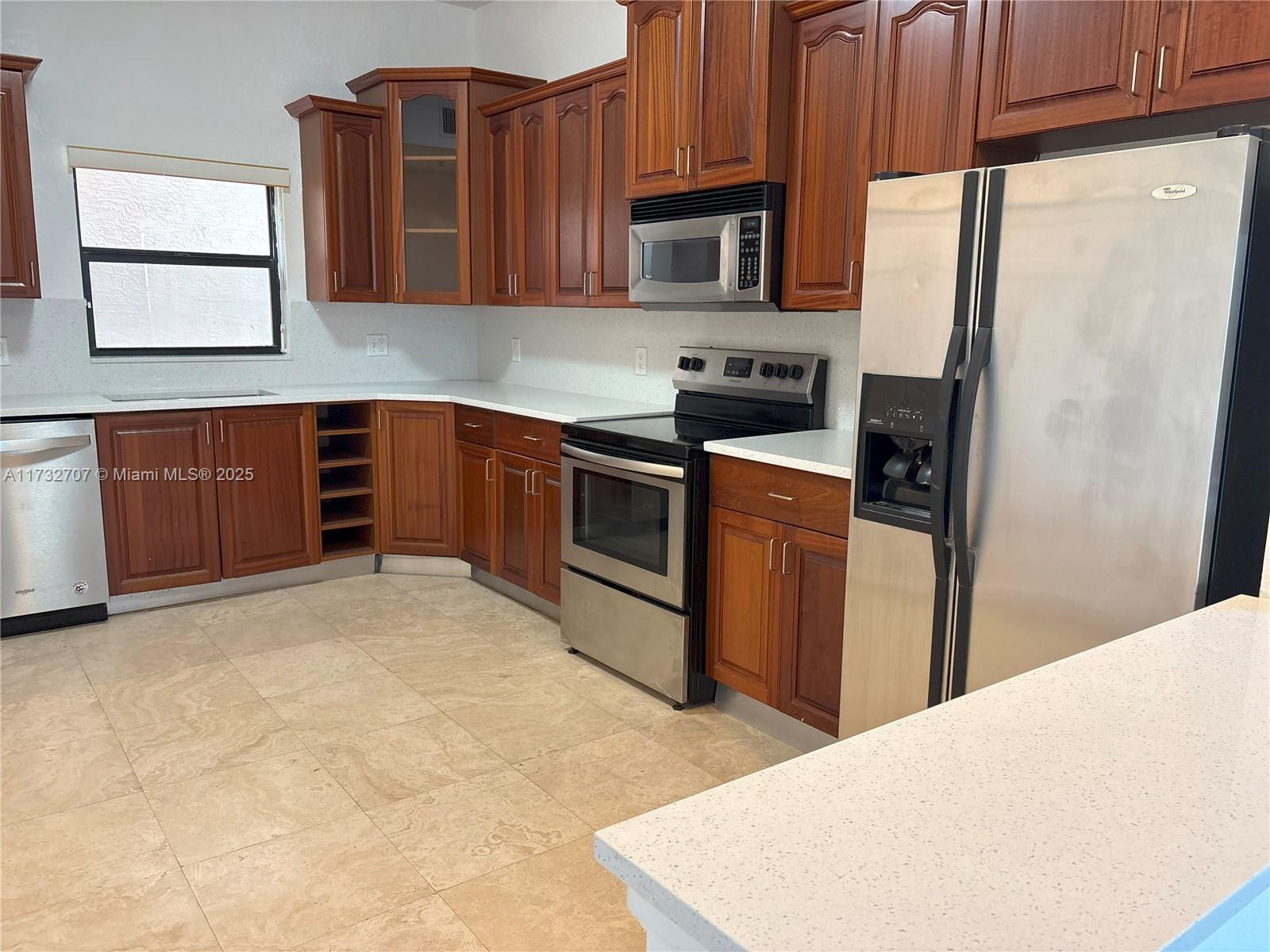 PARK PLACE CONDO - Residential Lease
