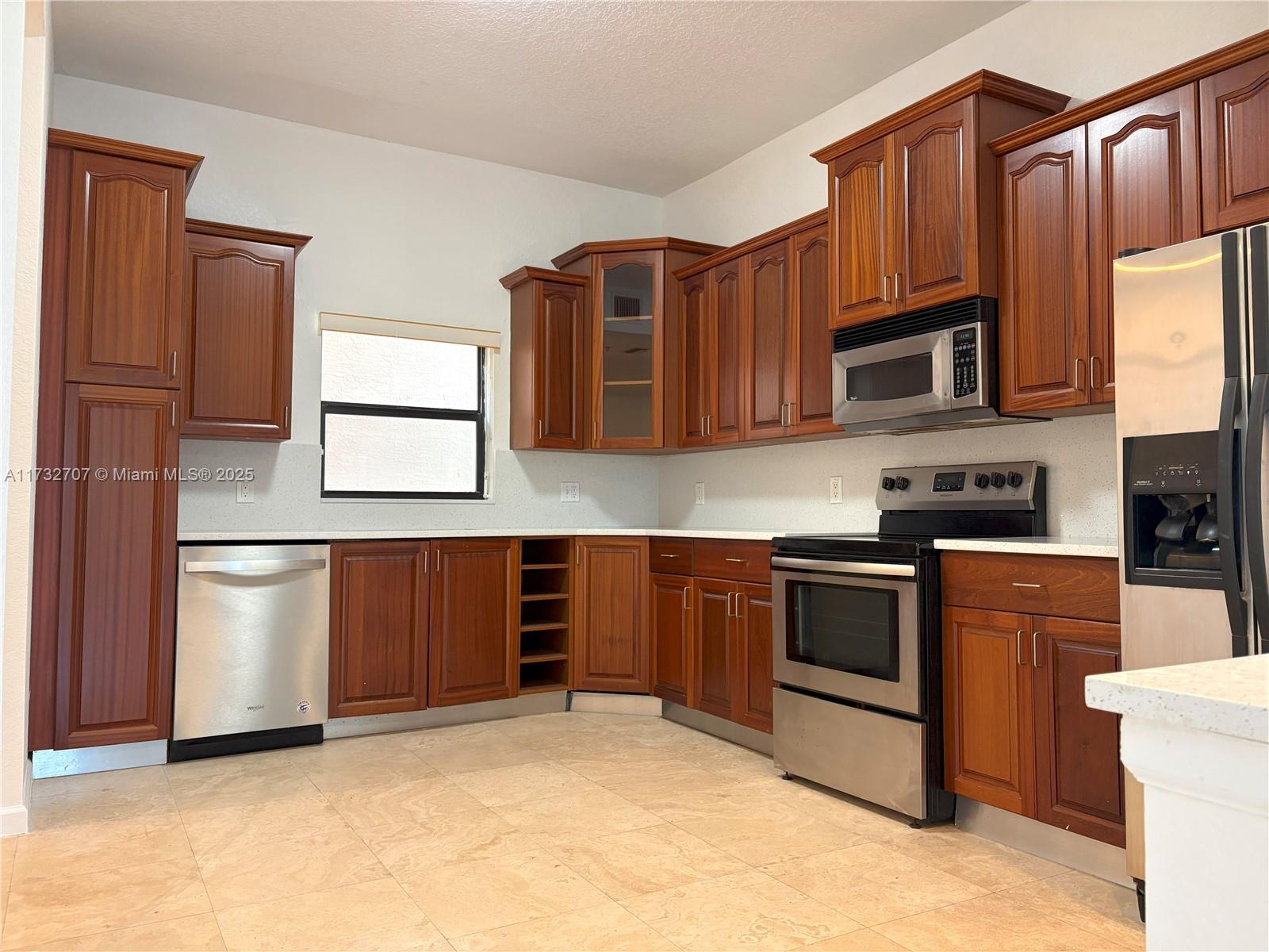 PARK PLACE CONDO - Residential Lease