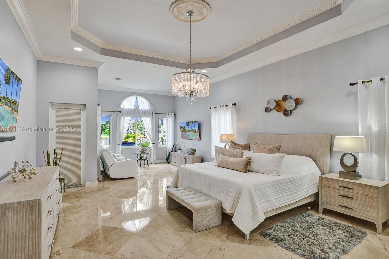 LONG LAKE RANCHES - Residential