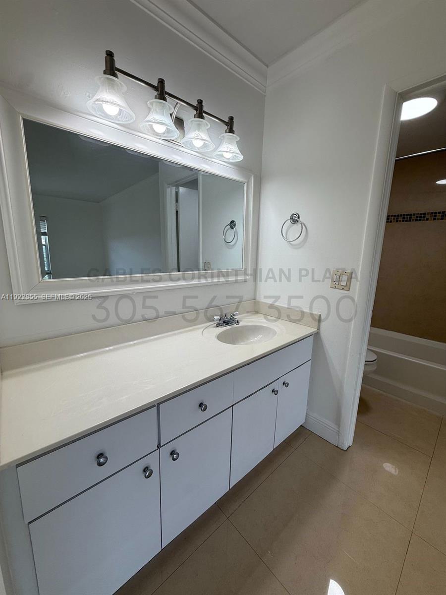 CORAL GABLES DOUGLAS SEC - Residential Lease