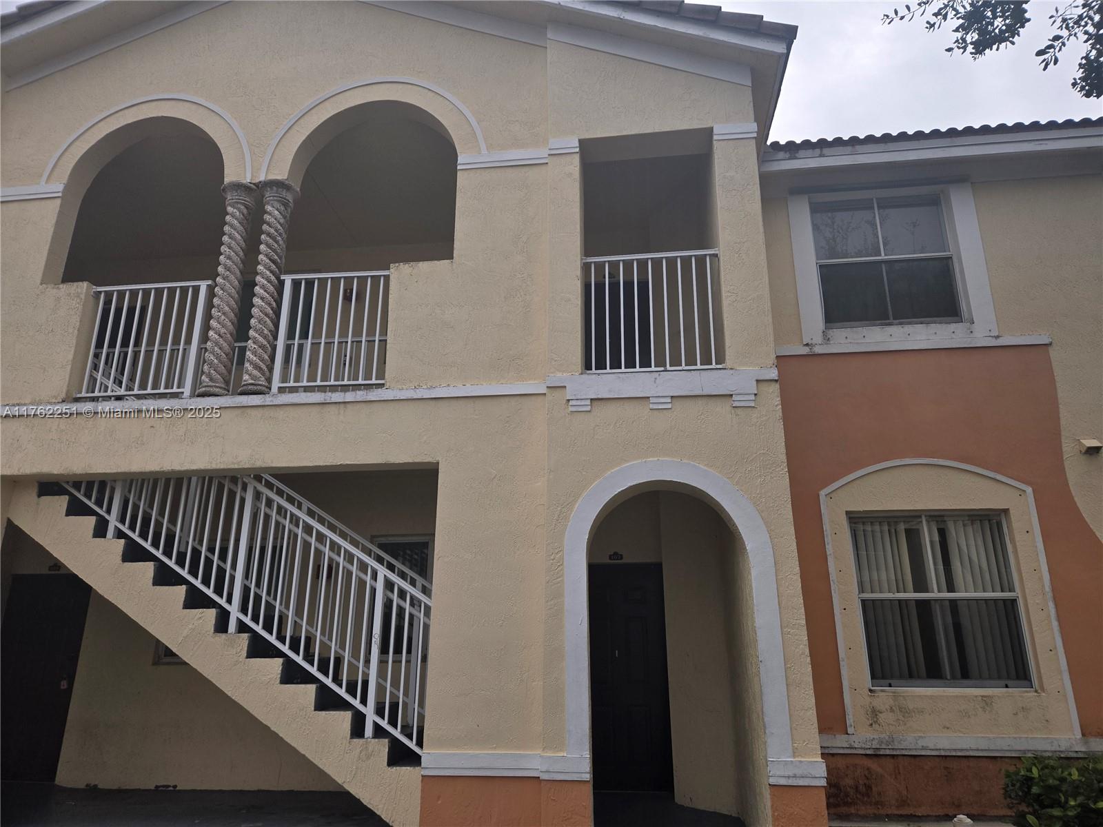 1658 Se 28th Ct 202, Homestead, Miami-Dade County, Florida - 3 Bedrooms  
2 Bathrooms - 