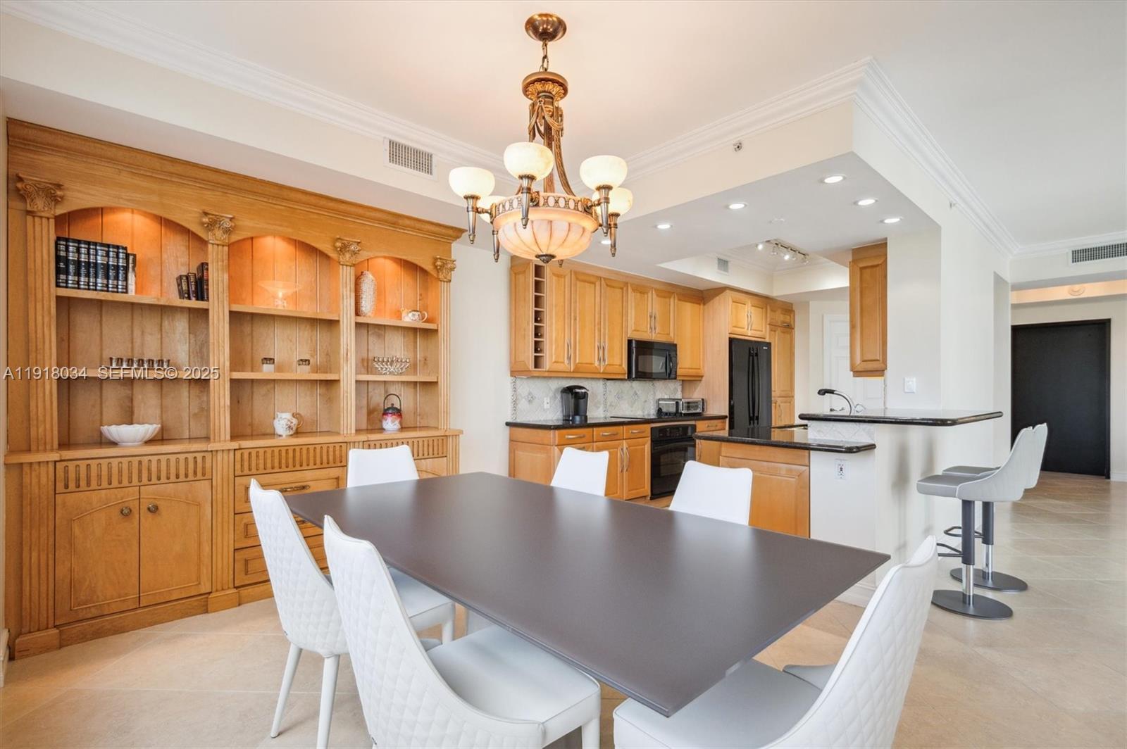 CARROLL WALK CONDO - Residential