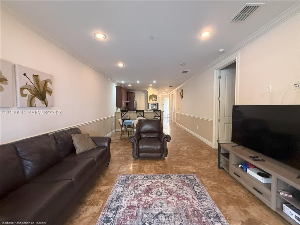 Majestic Cv - Residential