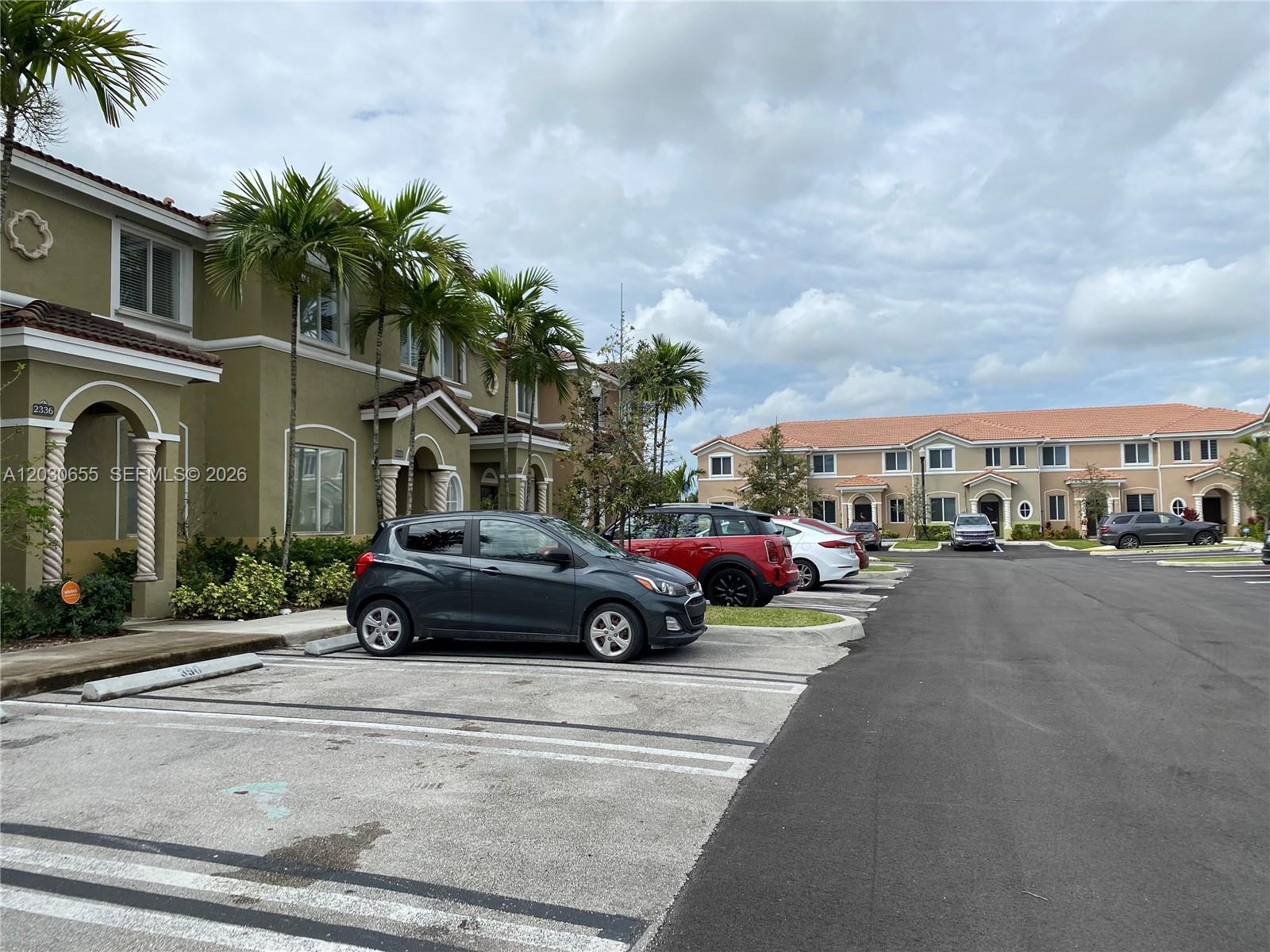 2330 SE 10th St 2330