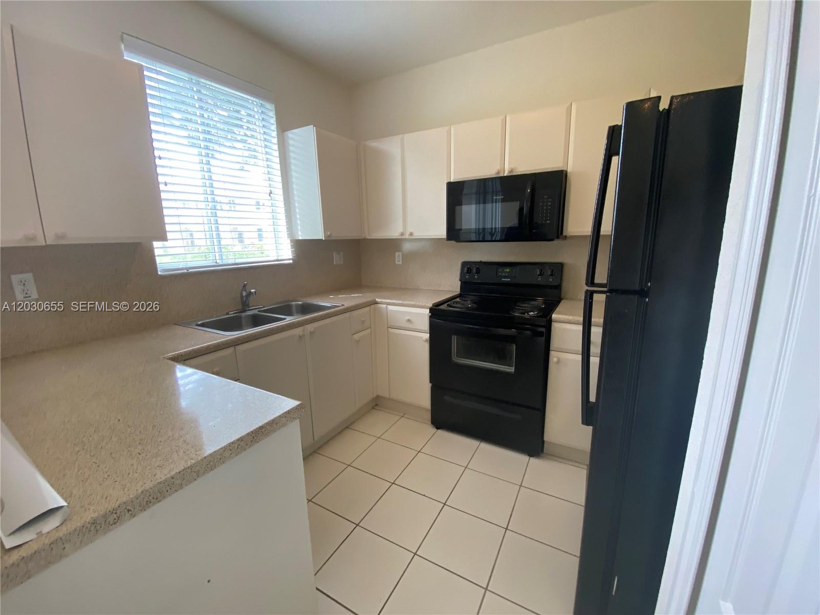 2330 SE 10th St 2330