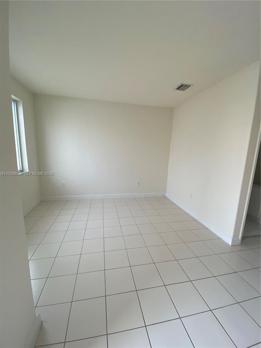 2330 SE 10th St 2330