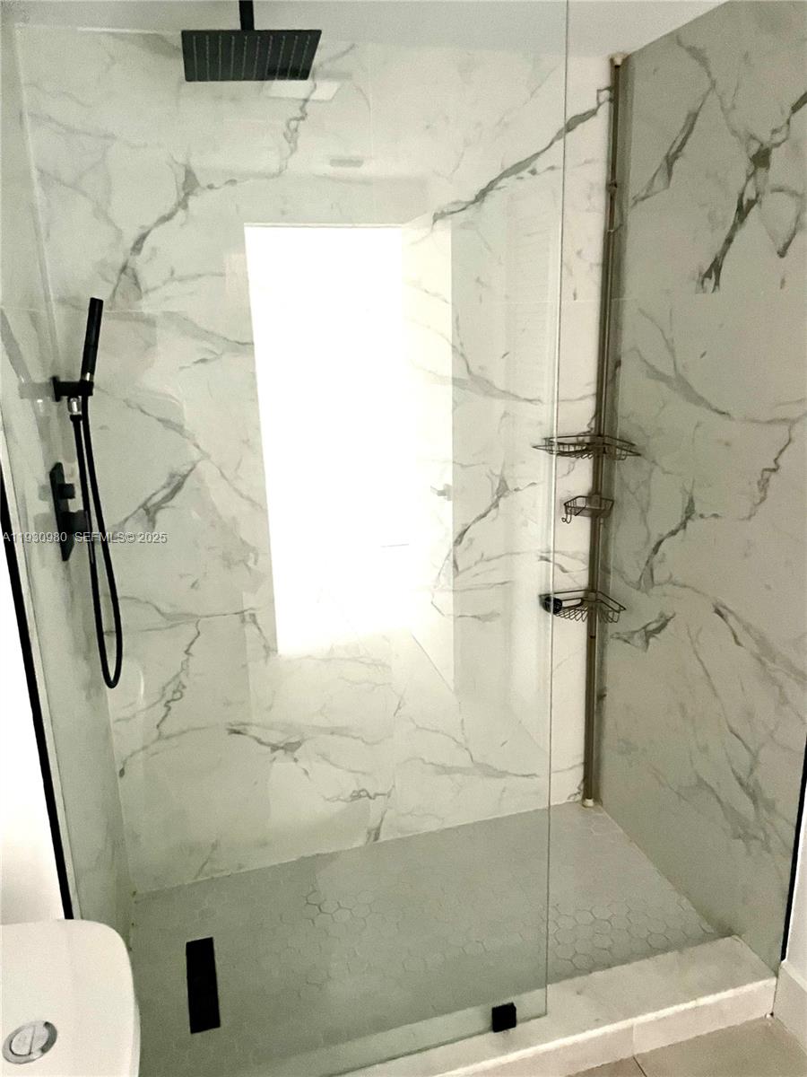 LAWRENCE ESTATE LAND CO - Residential Lease