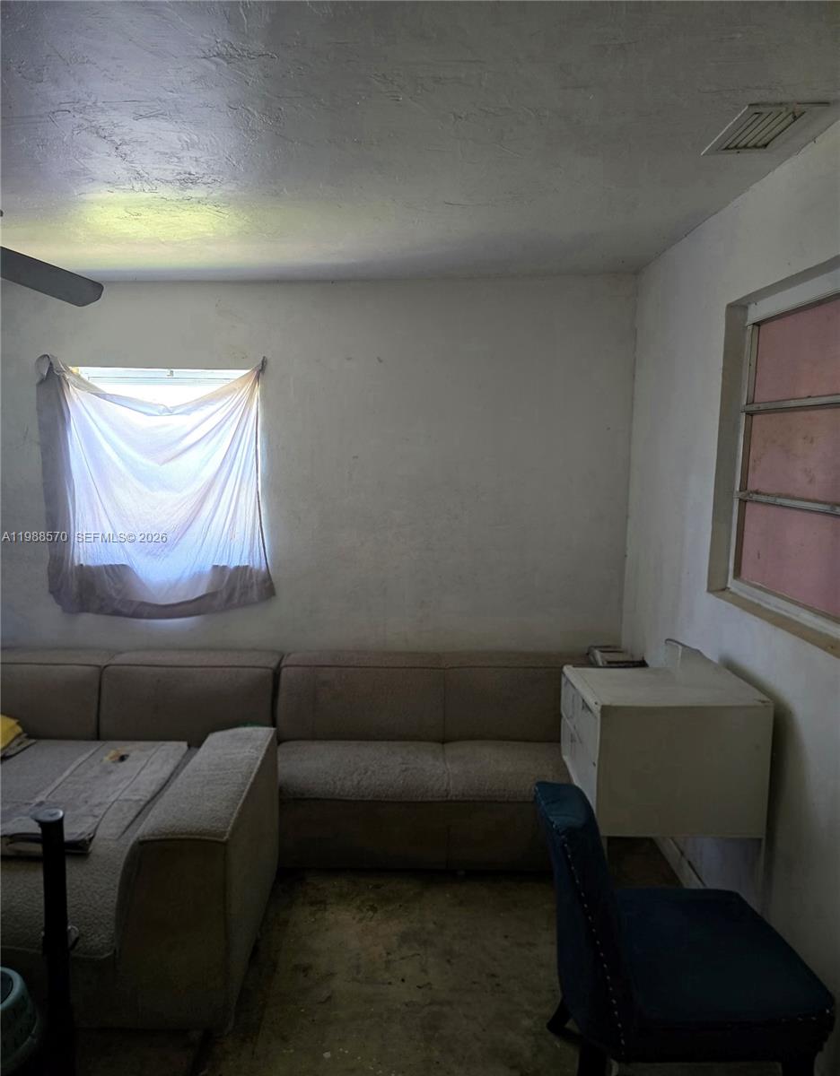 LIBERTY HOMES ESTATES SEC - Residential