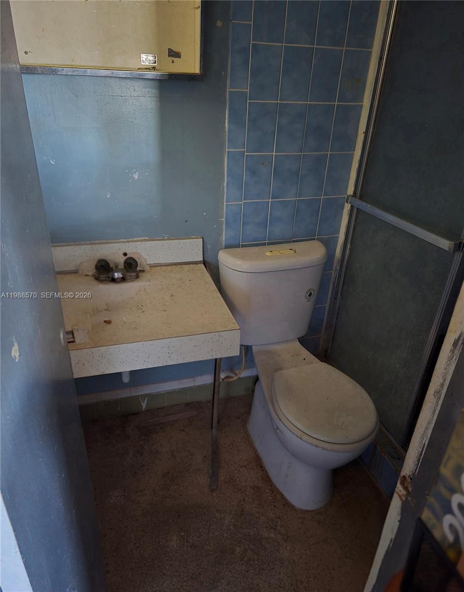 LIBERTY HOMES ESTATES SEC - Residential