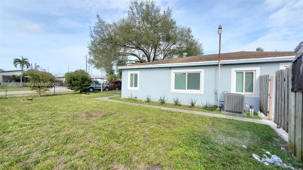 Photo of 2124 Scott St, Hollywood, FL 33020 (MLS # A11962203)