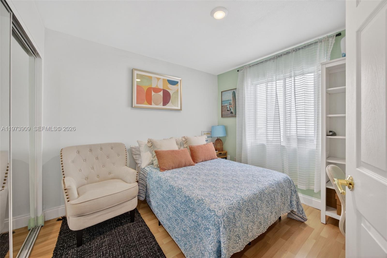 COUNTRY WALK WEST SEC 1 - Residential Lease