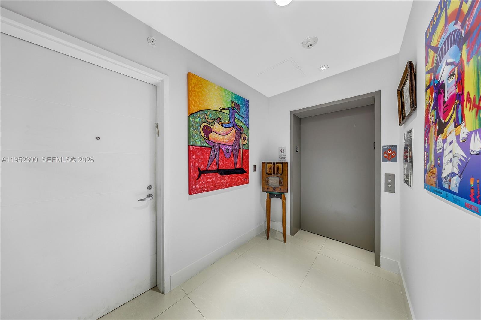 THE HARBOUR SOUTH CONDO - Residential